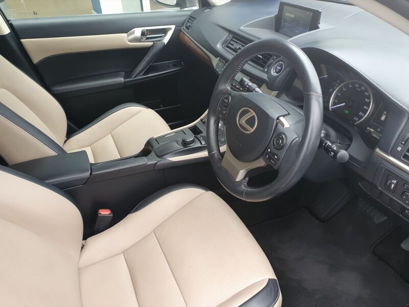 More views of Lexus CT