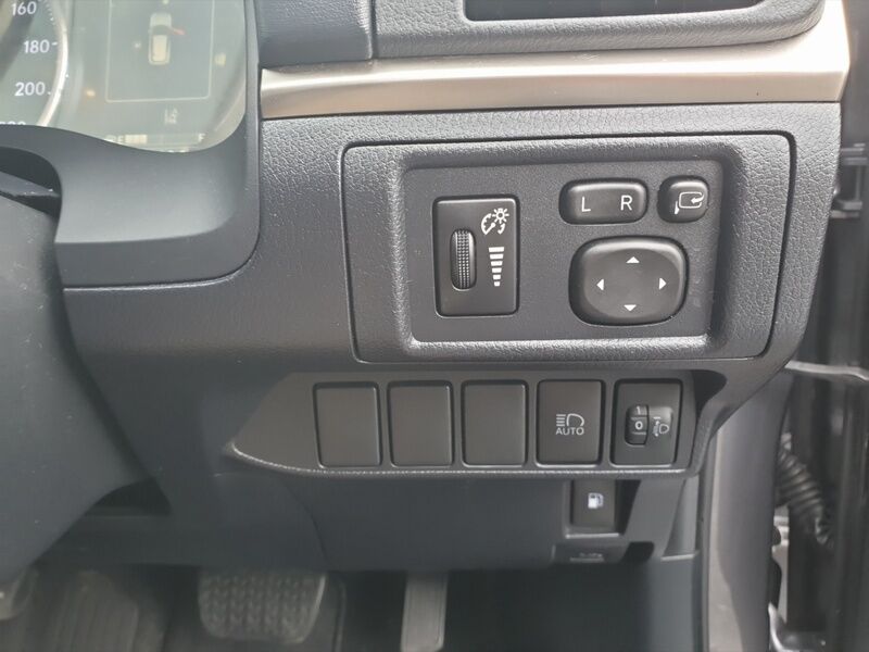 More views of Lexus CT