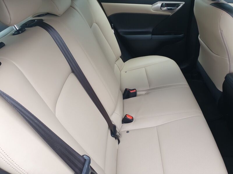 More views of Lexus CT