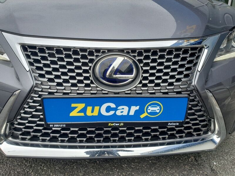 More views of Lexus CT