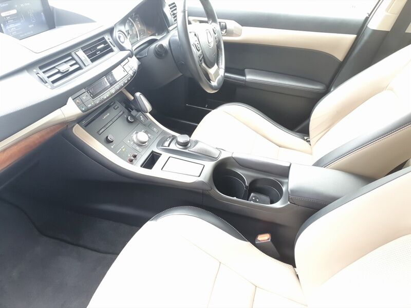 More views of Lexus CT