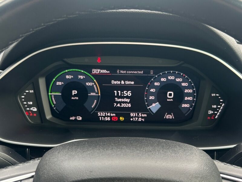 More views of Audi Q3