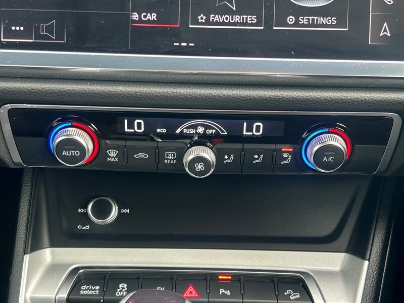 More views of Audi Q3