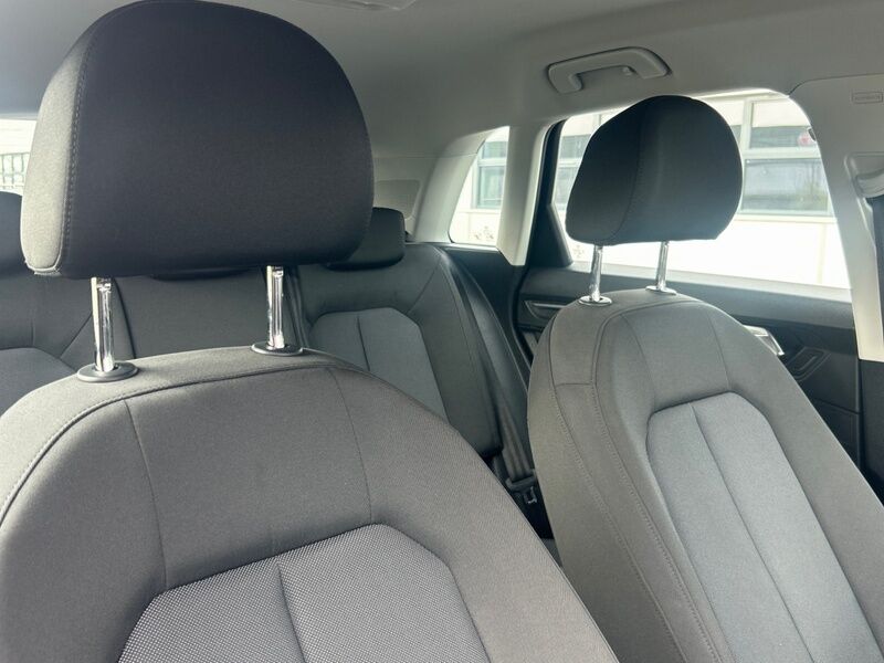 More views of Audi Q3
