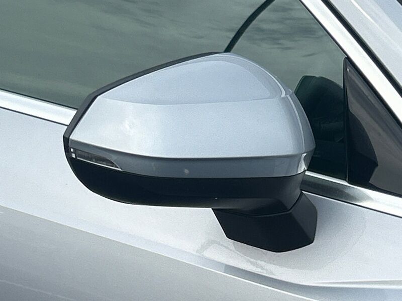 More views of Audi Q3