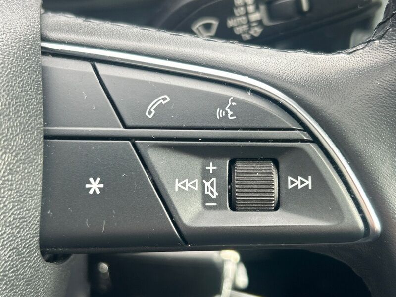 More views of Audi Q3