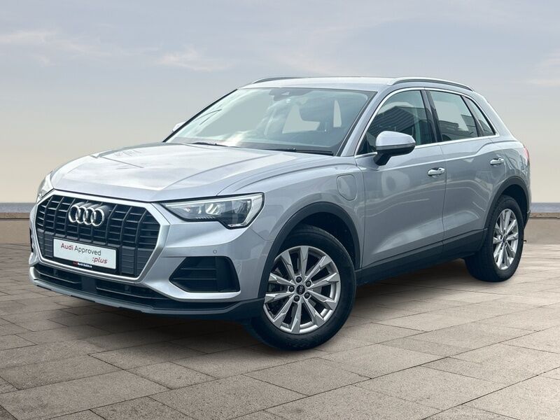 More views of Audi Q3