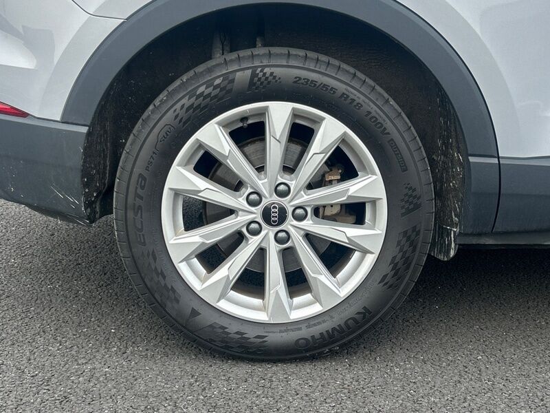 More views of Audi Q3