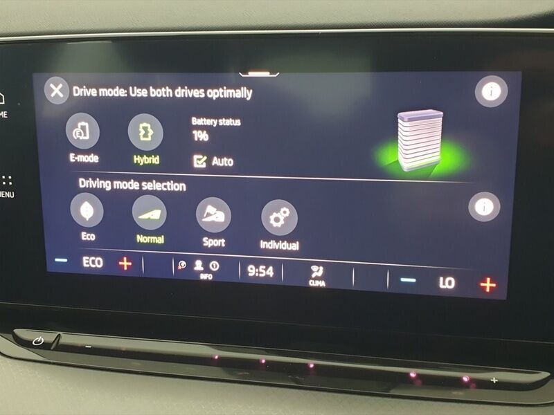 More views of Skoda Octavia