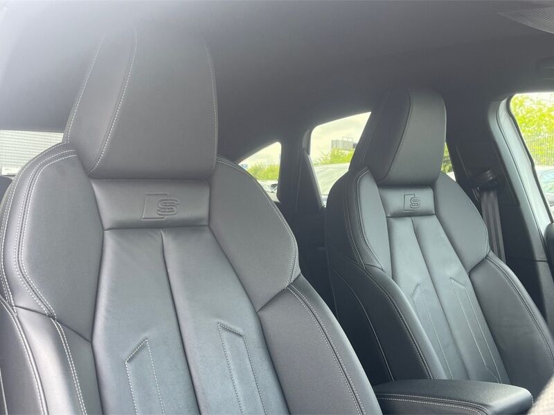 More views of Audi Q4 e-tron