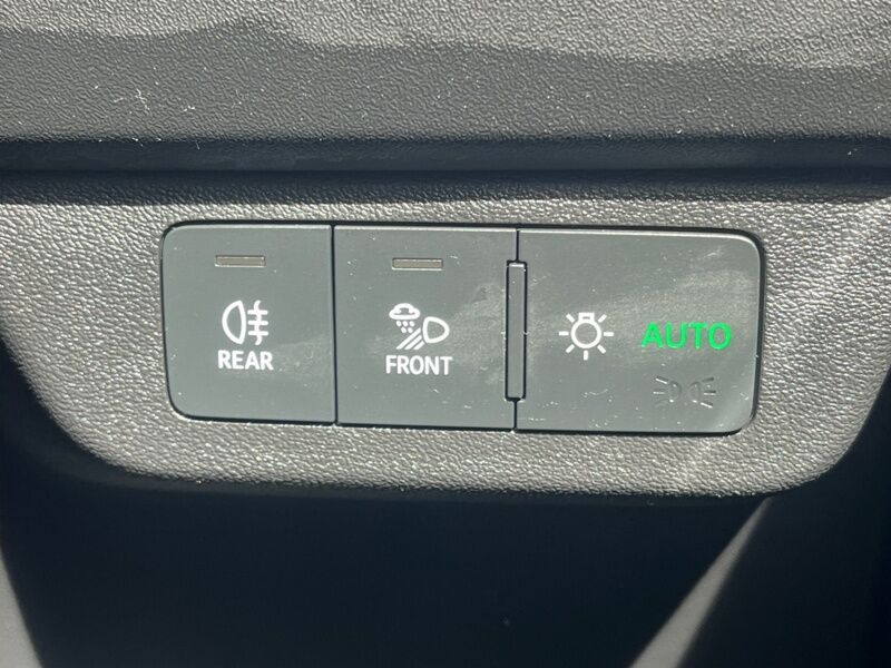 More views of Audi Q4 e-tron