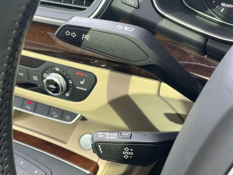 More views of Audi Q5