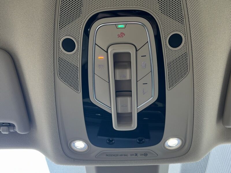 More views of Audi Q5