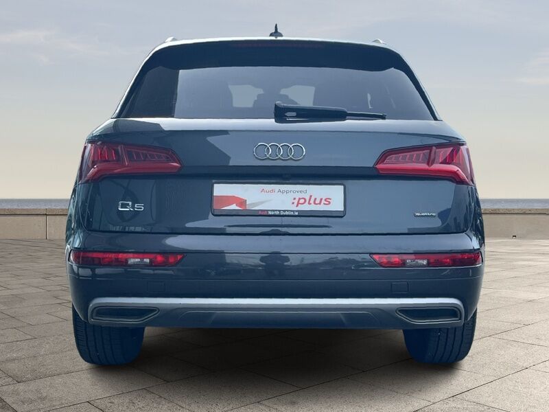 More views of Audi Q5