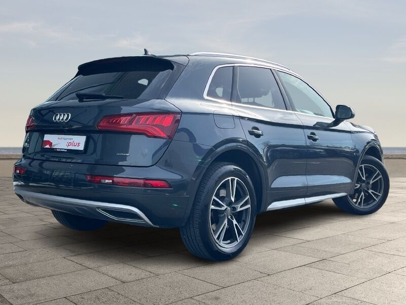More views of Audi Q5
