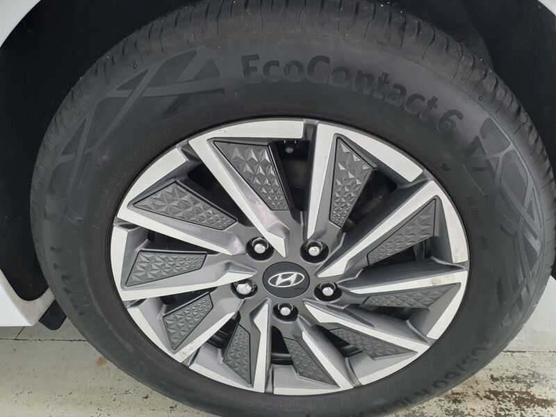 More views of Hyundai IONIQ