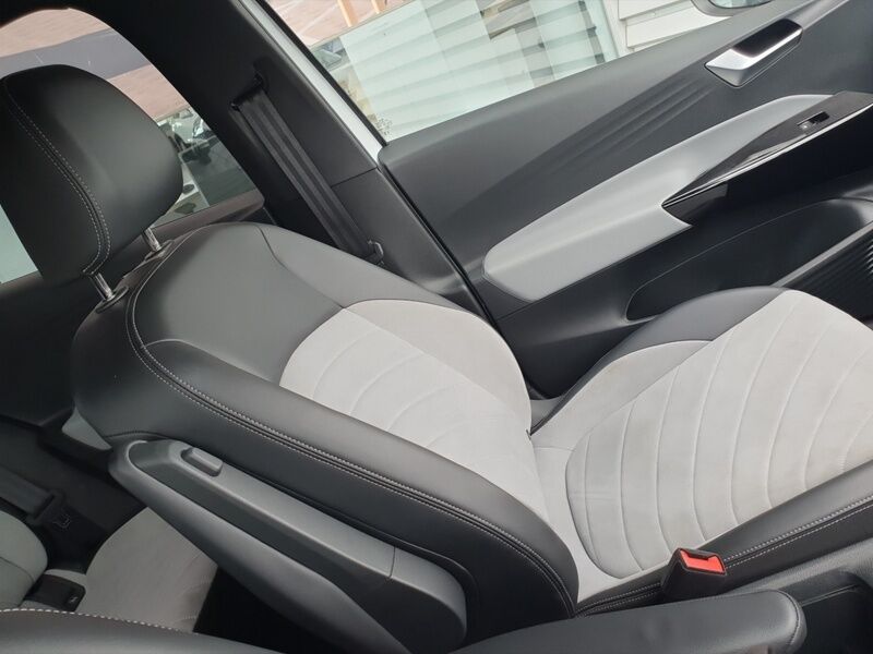 More views of Volkswagen ID.3