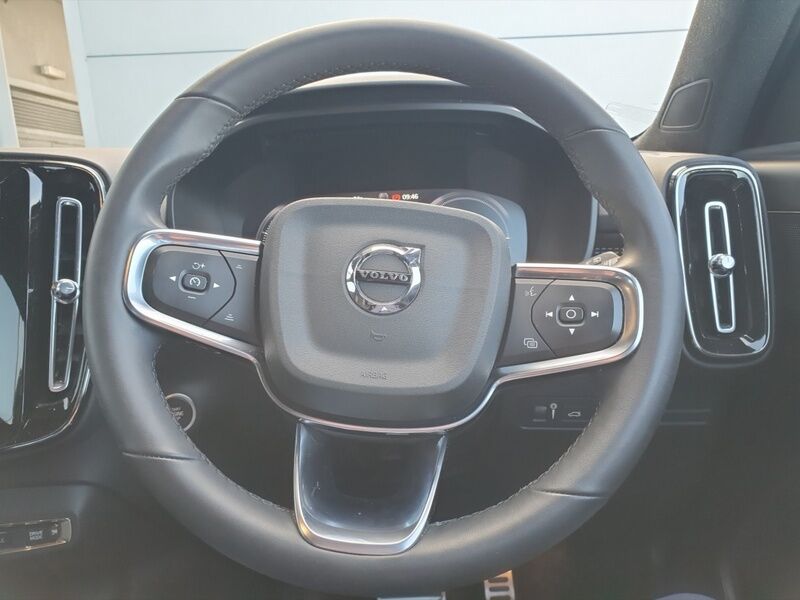 More views of Volvo XC40