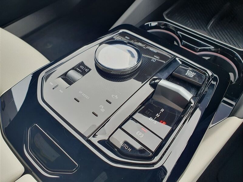 More views of BMW 5-Series