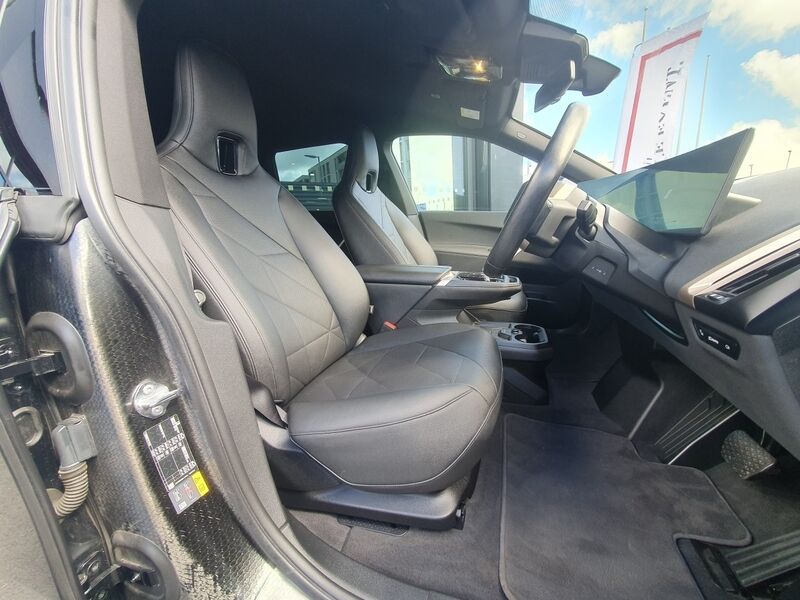 More views of BMW iX