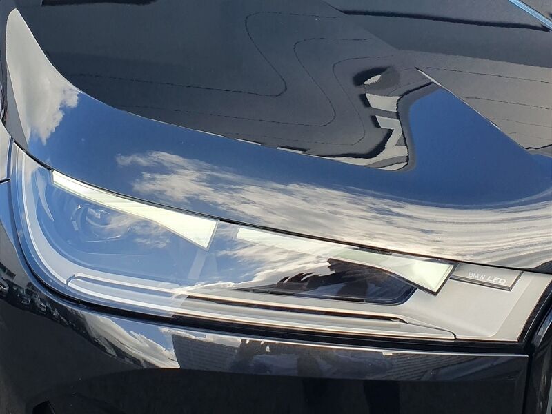 More views of BMW iX