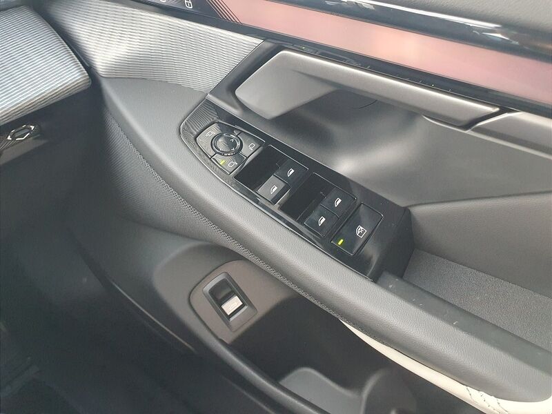 More views of BMW 5-Series