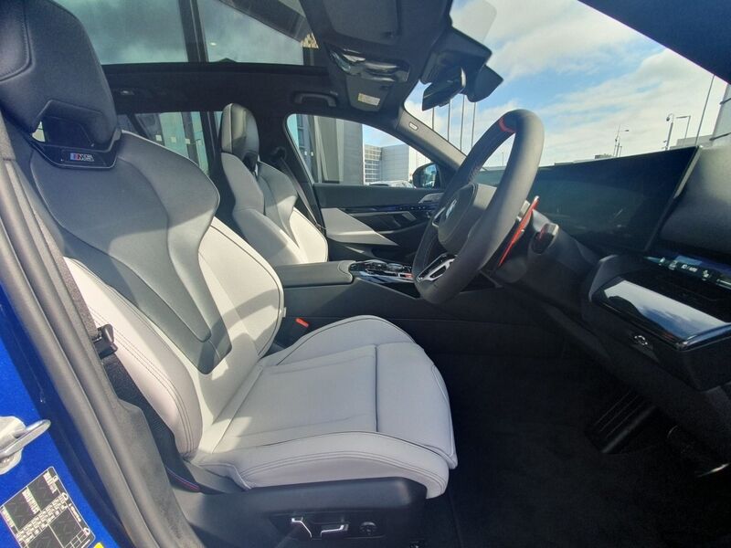 More views of BMW M5