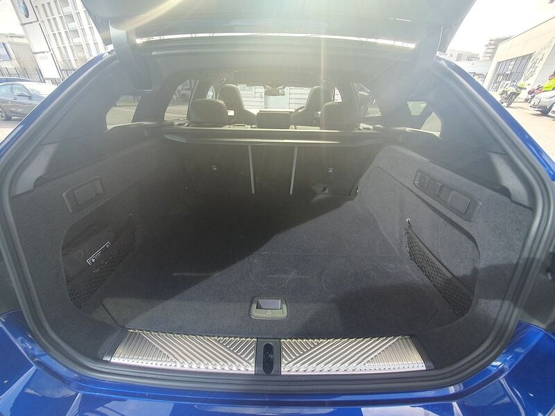 More views of BMW M5