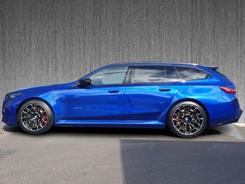 More views of BMW M5