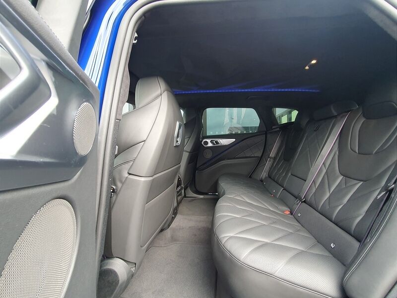 More views of BMW XM