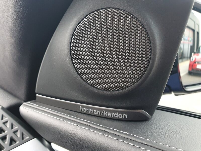 More views of BMW XM