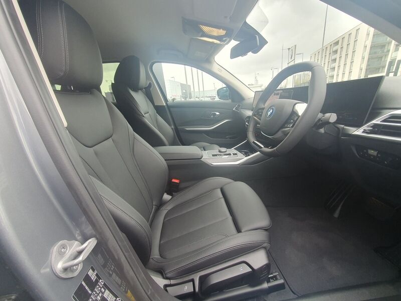 More views of BMW 3-Series