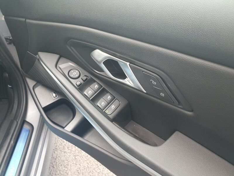More views of BMW 3-Series