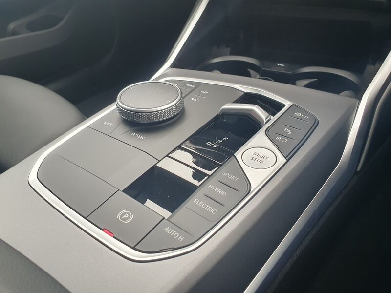 More views of BMW 3-Series