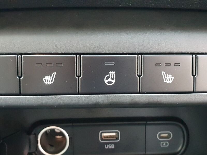 More views of Kia Sportage