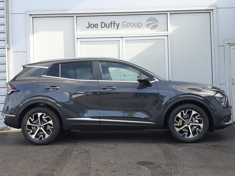 More views of Kia Sportage