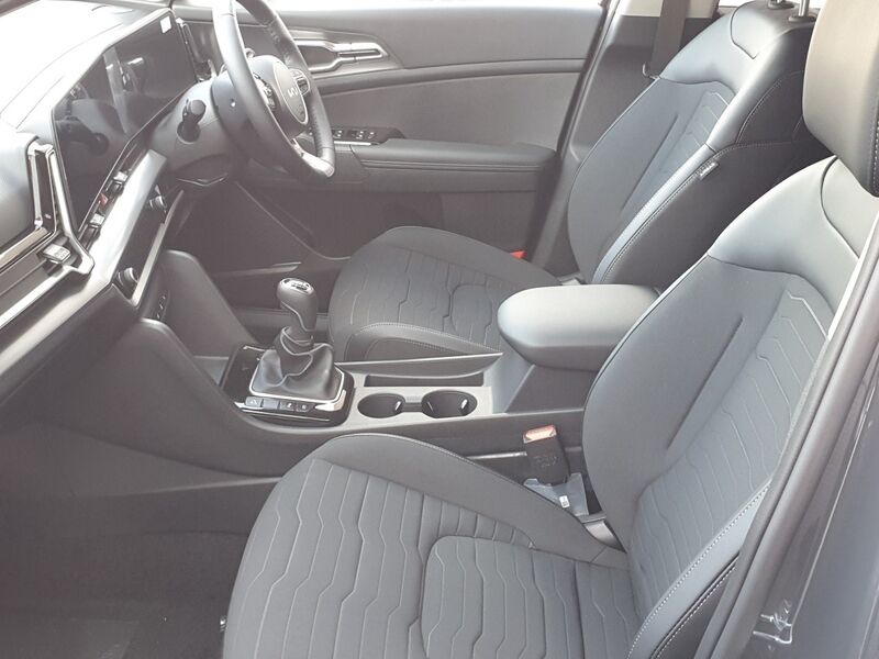 More views of Kia Sportage