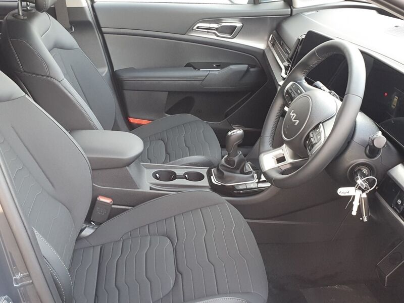 More views of Kia Sportage