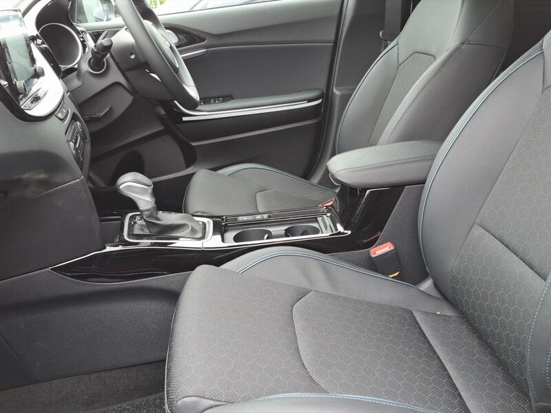 More views of Kia XCeed