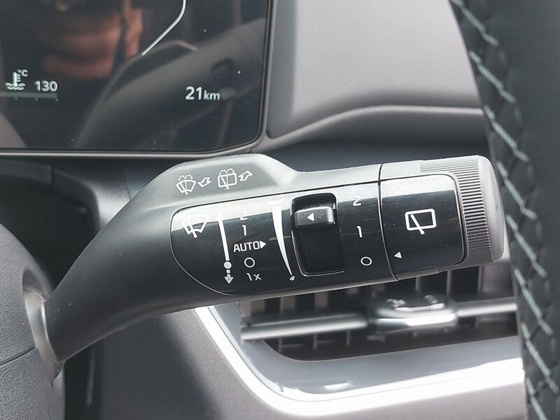 More views of Kia K4