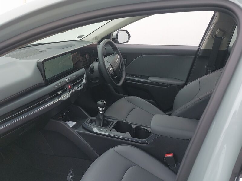 More views of Kia K4