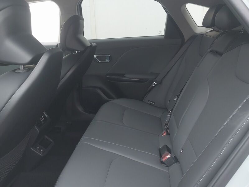 More views of Kia K4