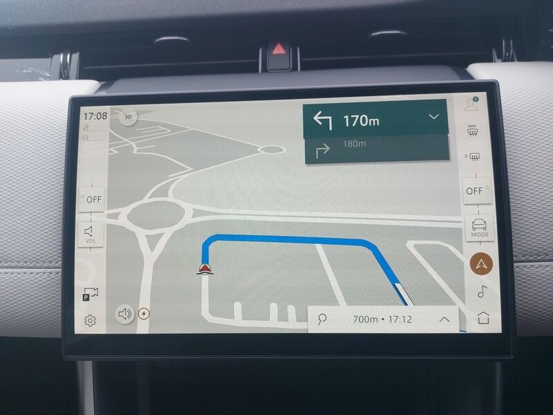 More views of Land Rover Discovery Sport