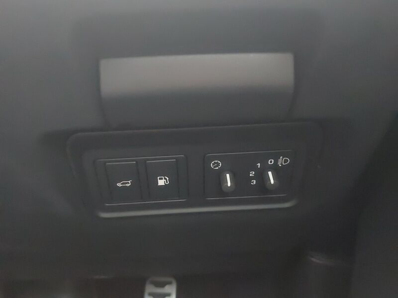 More views of Land Rover Discovery Sport