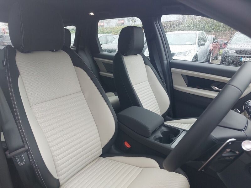 More views of Land Rover Discovery Sport