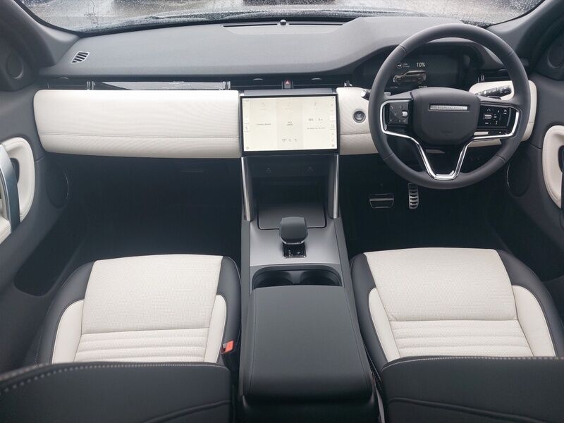 More views of Land Rover Discovery Sport