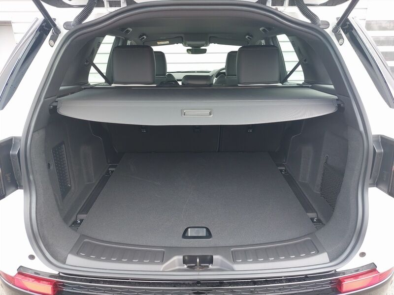 More views of Land Rover Discovery Sport