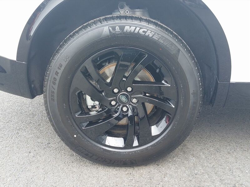 More views of Land Rover Discovery Sport