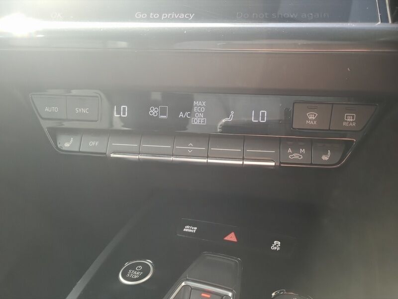 More views of Audi Q4 e-tron