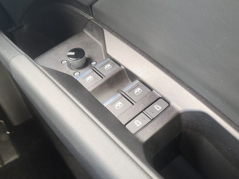 More views of Audi Q4 e-tron